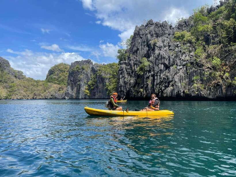 El Nido: Island Hopping Tour C with Lunch EDTF included - Matinloc Shrine: panoramic views and the “stand still” moment