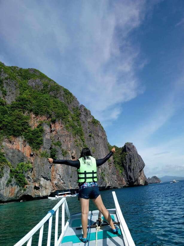 El Nido Island Tour B - Entalula Island: snorkeling and optional kayak fun