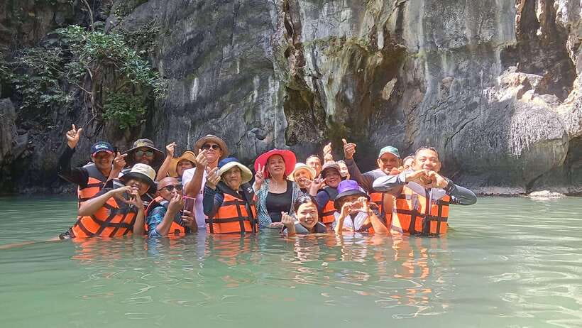 El Nido Island Tour B - Lunch, beach snacks, and optional rentals