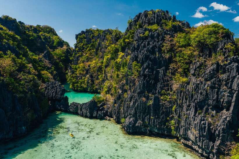 El Nido: Private/Exclusive Island Hopping Tour A BEST PRICE! - Getting There From Corong-corong: The Tuk-Tuk Start