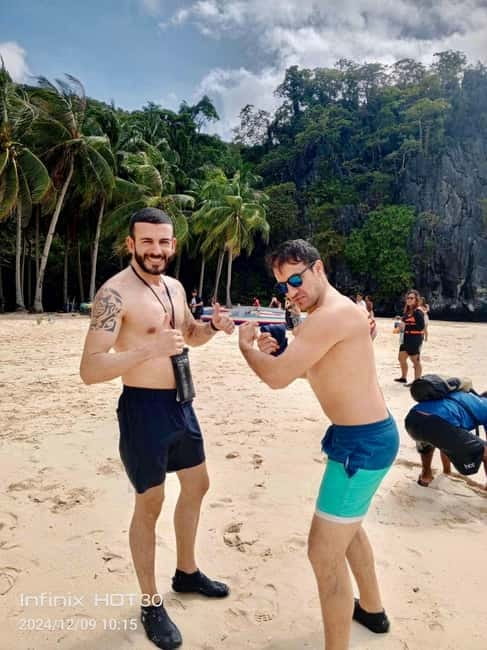 El Nido Private Tour: Adventure with Highlights from A & C - Secret Lagoon + Hidden Beach: rock passages and quieter swimming