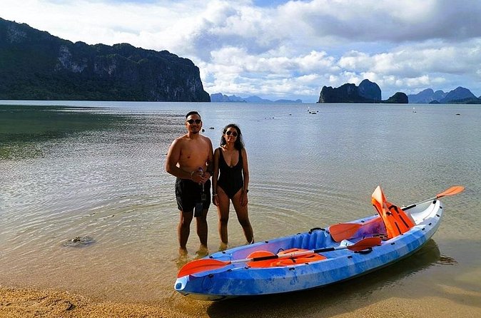 El Nido Private Tour D with Lunch - Stop 4: Pasandigan Cove, Snorkeling in Calm Water