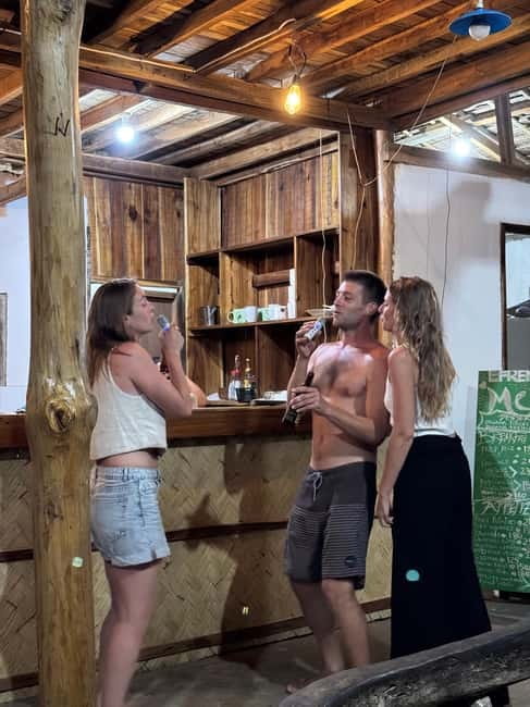 El Nido, Sibaltan: Family Dinner, Bonfire and Karaoke - Karaoke under the stars, how it feels in real life