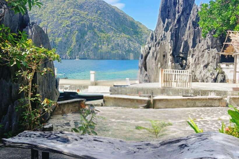 El Nido: Tour C to Hidden Beach, Helicopter Island & More - Getting There: Grounded Coffee and Early Check-In