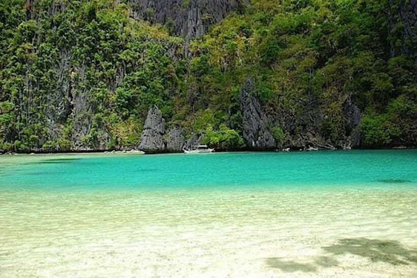 El Nido: Tour D with Cadlao Lagoon, Paradise Beach & More - Bukal Island and Pasandigan Beach: Quieter Moments in the Route