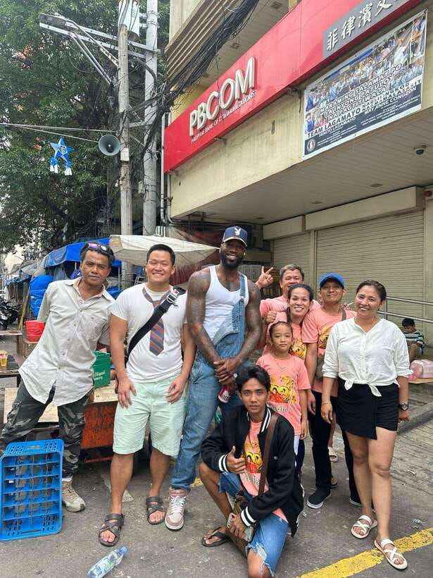 Explore Manila Slums and Hidden Market - Guides who shape the experience: Venus and Floyd