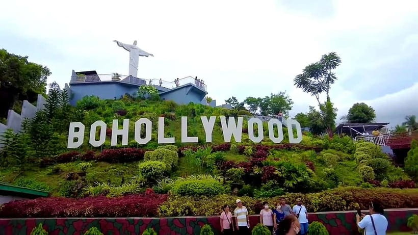 From Cebu: Bohol Countryside & Buffet Lunch Exclusive Tour - Mirror of the World: quick photos with global landmark replicas