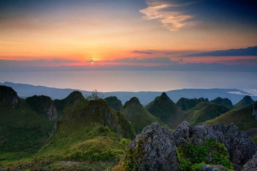 From Cebu: Osmeña Peak and Kandungaw Peak Hiking Trail - Osmeña Peak summit hike, short time up, huge payoff