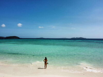 From Coron Town: Beaches and Islands Boat Tour with Lunch