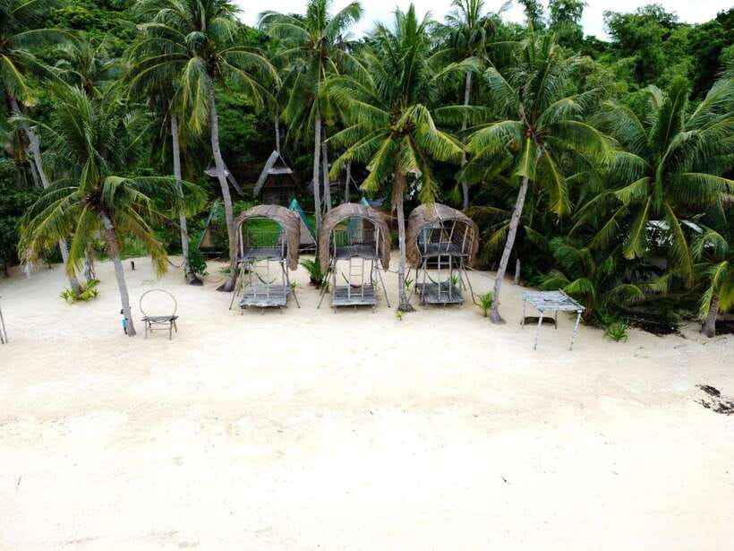 From Coron Town: Beaches and Islands Boat Tour with Lunch - Lunch and snacks: why included food matters on an 8-hour water day
