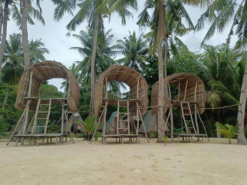 From Coron Town: Beaches and Islands Boat Tour with Lunch - Boat size and comfort: when you’ll notice the crowd