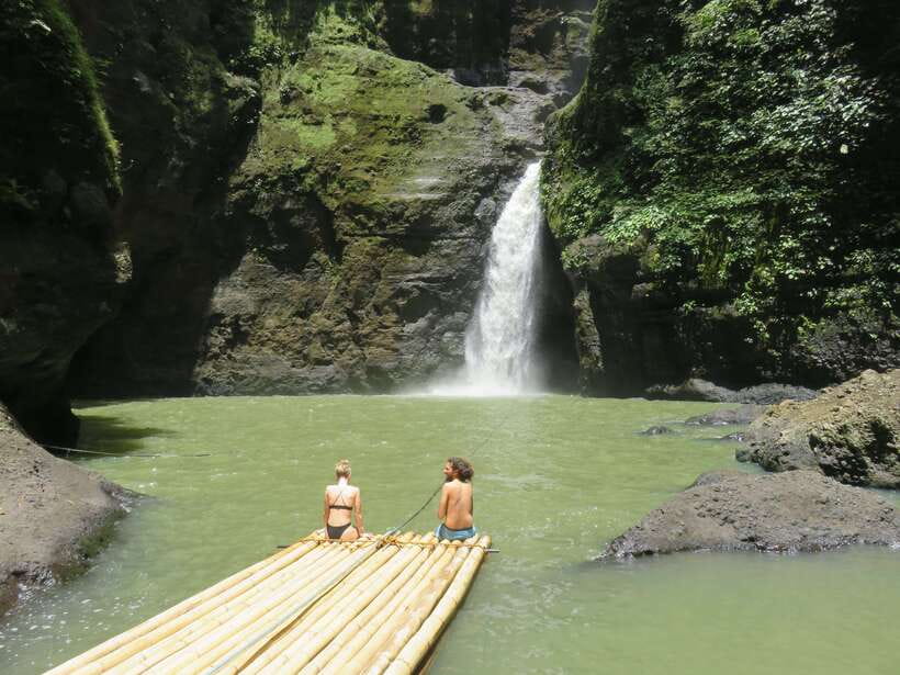From Manila: Pagsanjan Falls Day Tour - Lunch and the midday reset at Laguna