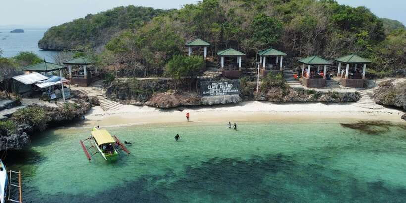 From Manila: Pangasinan Hundred Islands Guided Tour - What to pack (and what to skip) for a smoother Hundred Islands day
