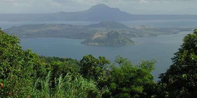 From Manila: Panoramic Tagaytay Ridge Tour - Museo Orlina Art Museum and Ramon Orlina’s glass sculptures