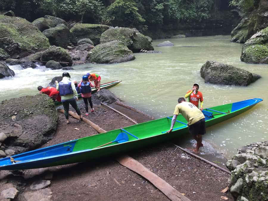 From Manila: Taal Volcano Island & Pagsanjan Falls Day Tour - Entering Pagsanjan Falls: getting suited for wet adventure