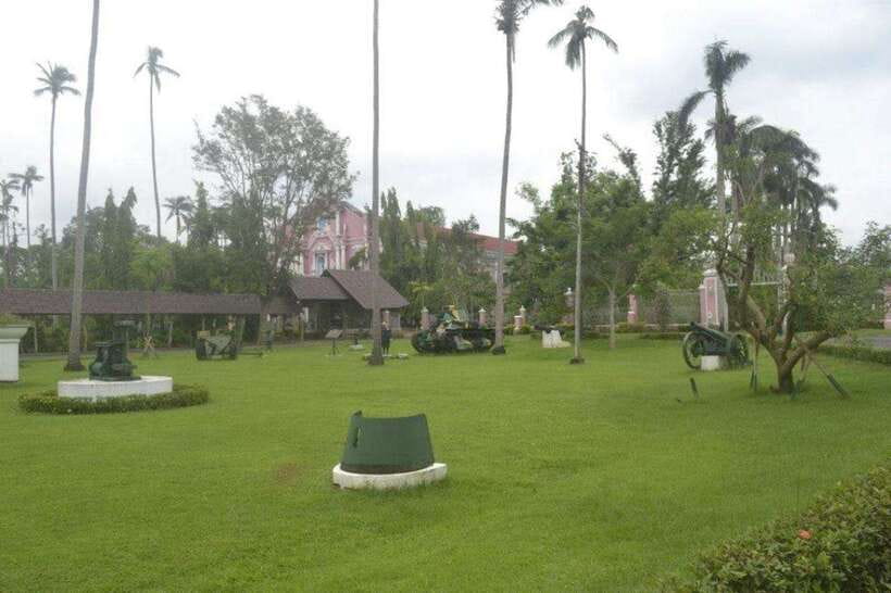Full Day Tour Villa Escudero Plantation - The carabao cart tour through a real coconut grove