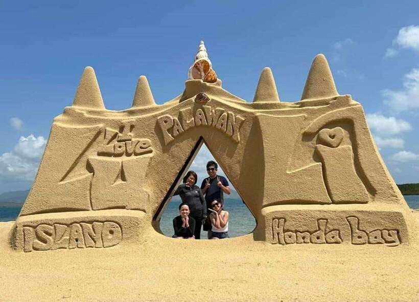 Honda Bay Island: Island Tour with Lunch & Transfer - Cowrie Island lunch on the beach: the best value break