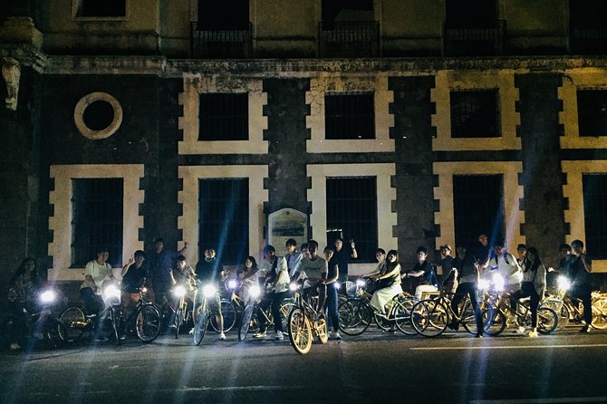 Intramuros Sunset Tours by Bambike - Bayleaf Hotel Sky Deck Sunset: Drinks and the 360-Degree Moment