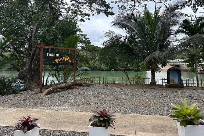 Iwahig River Cruise and Firefly Watching Tour in Puerto Princesa - Fireflies Over the Iwahig River: Why This Night Feels Different
