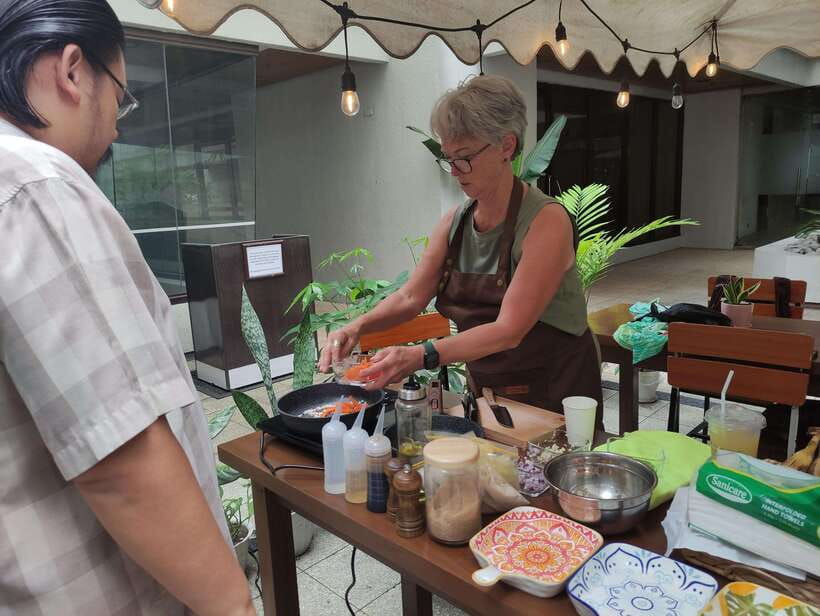 Makati: Hands on Manila Cooking Class - Why Chyl’s teaching style makes this worth the money