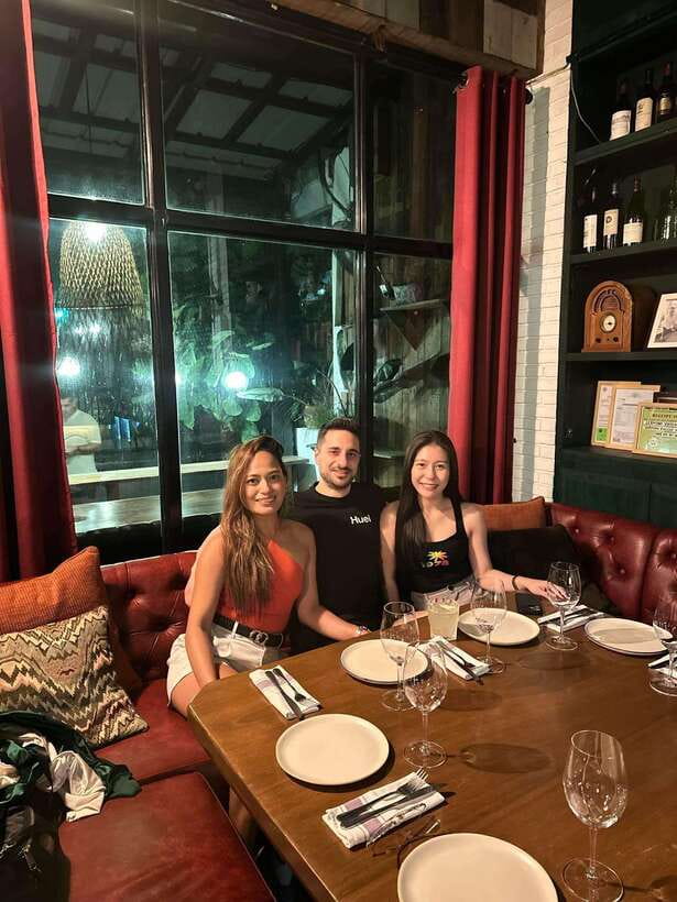 Makati Hidden Bars and Rooftop Bars with Venus - Cocktail Bar Meet and Greet: The Part That Makes the Night Feel Friendly