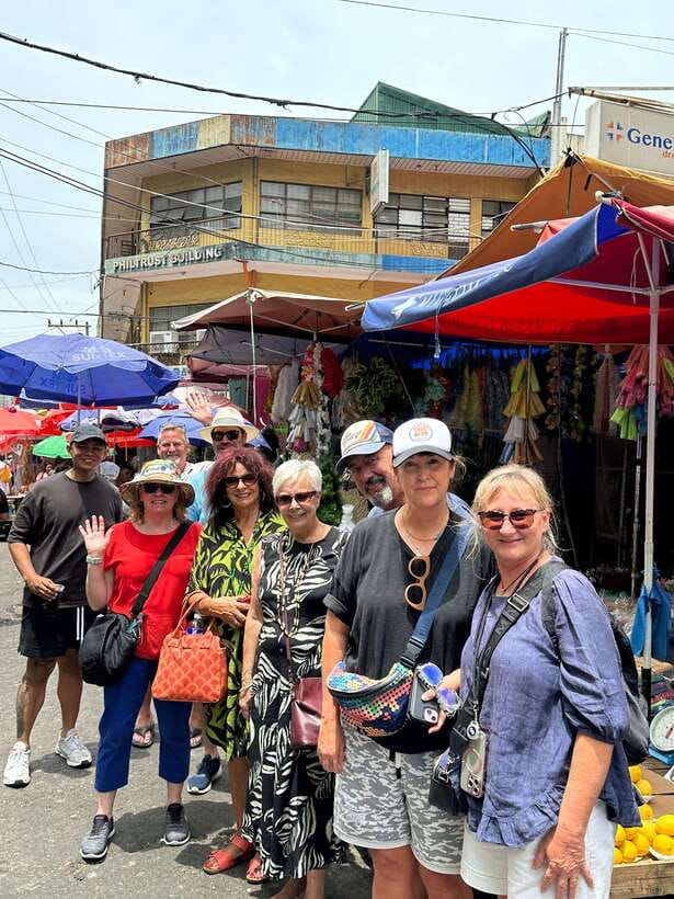 Manila Chinatown Hidden Gems with Venus - Ongpin Street on Foot: Herbs, Sweet Goods, and What the Shops Say