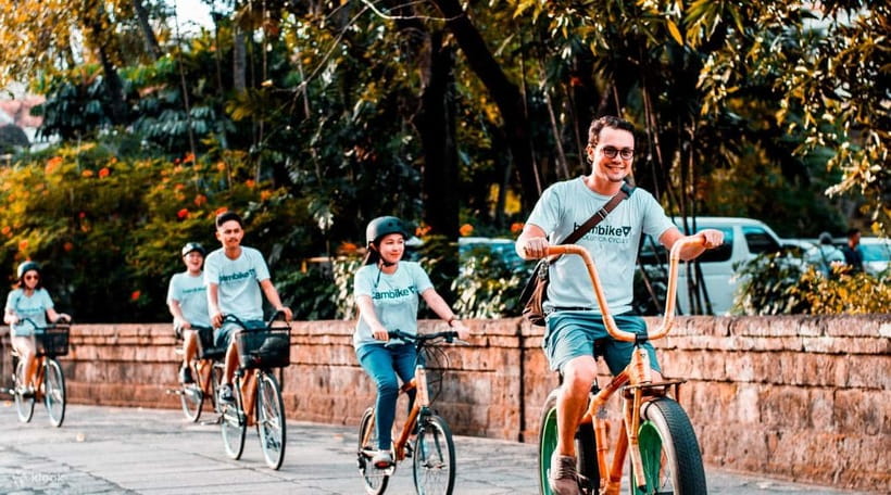 Manila: Guided Sunset Bamboo Bike Tour in Intramuros - Why this sunset bamboo bike tour makes Intramuros easier
