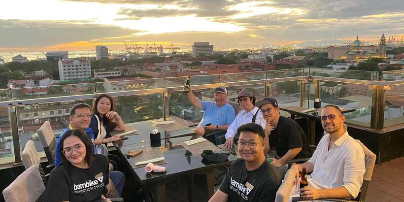 Manila: Guided Sunset Bamboo Bike Tour in Intramuros - The middle ride: Japanese Cannon, WWII context, and a planned breather