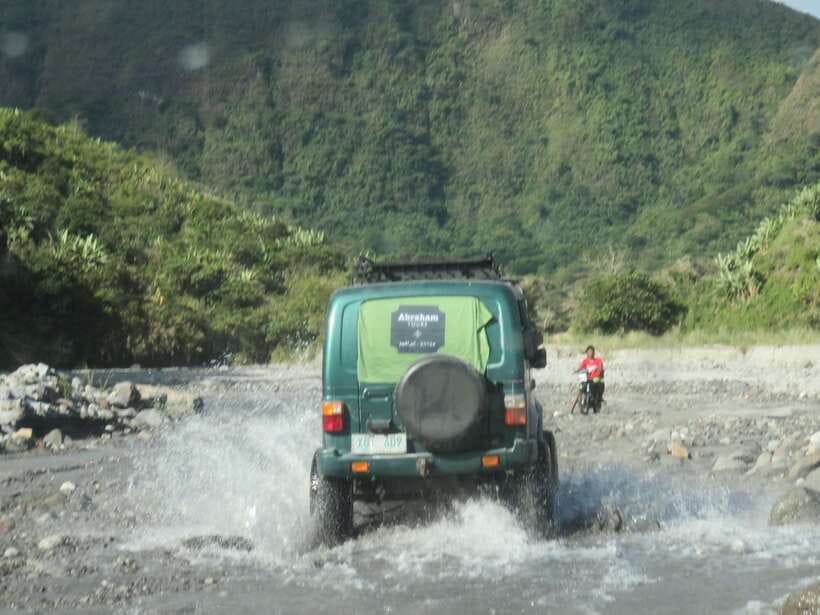 Manila: Mount Pinatubo 4X4 & Hiking Trip - Camp Kainomayan to the jump-off: the 4x4 ride over lahar country