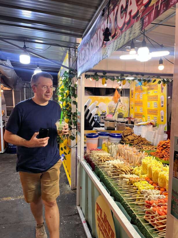 Manila Night Market with Local Guide - Why Divisoria and Tutuban at night work so well
