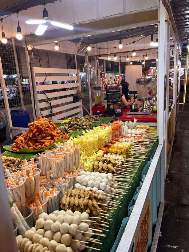 Manila Night Market with Local Guide - Tutuban Night Market: cleaner setup, more variety, and bulk discounts