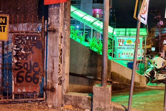 Manila Social and Political Walk - P. Burgos Street: Food, Nightlife, and the Politics of Public Space