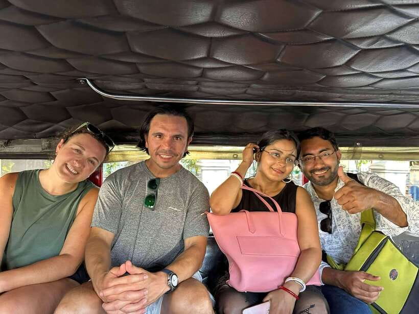 Manila Street Food and Drinks with Tuktuk Experience - Walking in Real Manila: What That Means for Your Comfort