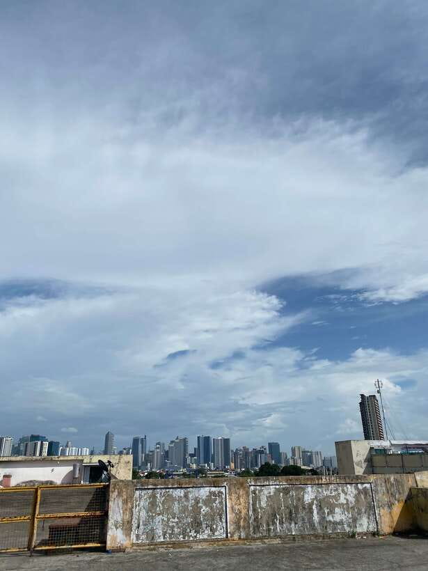 Manila: Taste and See Authenticity - Sunset and free time: guided learning with room to wander