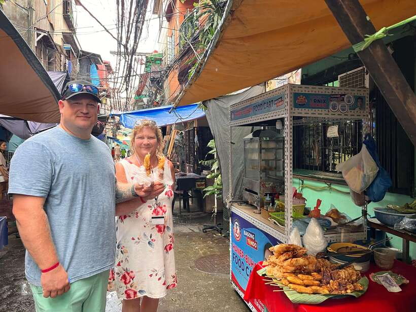 Manila Tour: Tondo Manila and Divisoria Market - Oldest apartments and open-air routines: respectful viewing of daily life