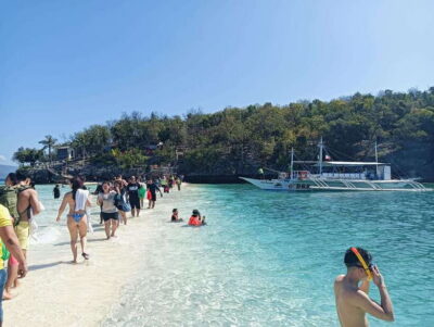 Whaleshark Watching, Tumalog Falls & Sumilon Island