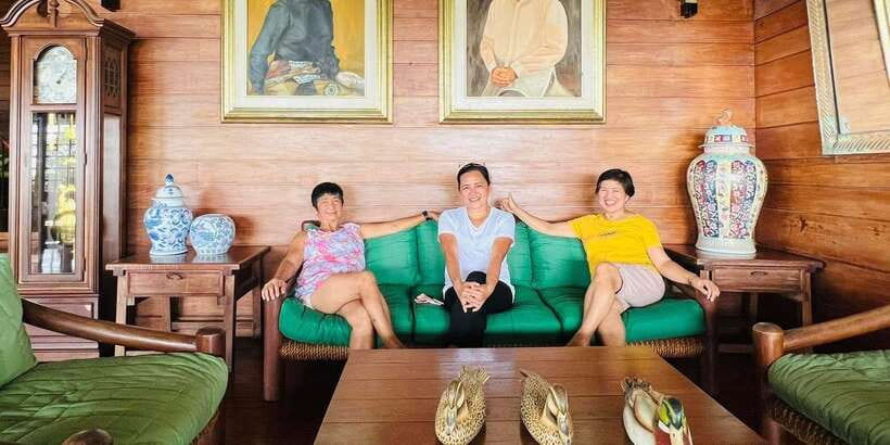 Puerto Princesa City Tour with Snacks - Guide quality and English that makes the tour feel worth it