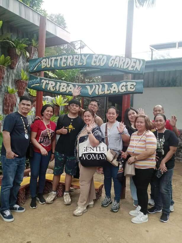 Puerto Princesa; Half day City tour - Mitras Farm viewpoint: Honda Bay views and the optional House visit