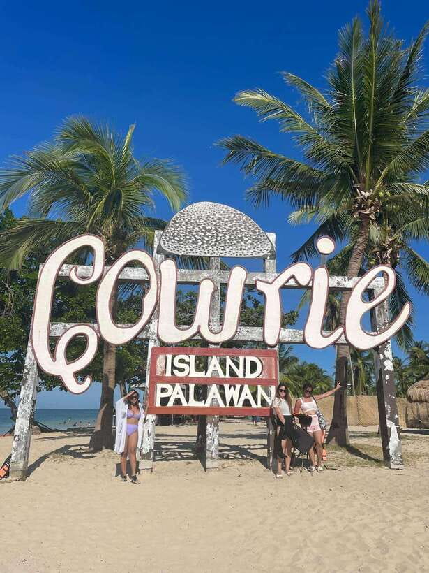 Puerto Princesa: Honda Bay Tour with Lunch - Luli Island and the flag-decorated sandbar where you actually get to relax