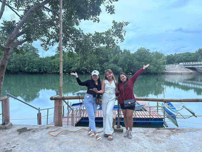 Puerto Princesa: Iwahig Firefly Watching & River Cruise - The tour rhythm: pickup, a short sightseeing stop, then the river night