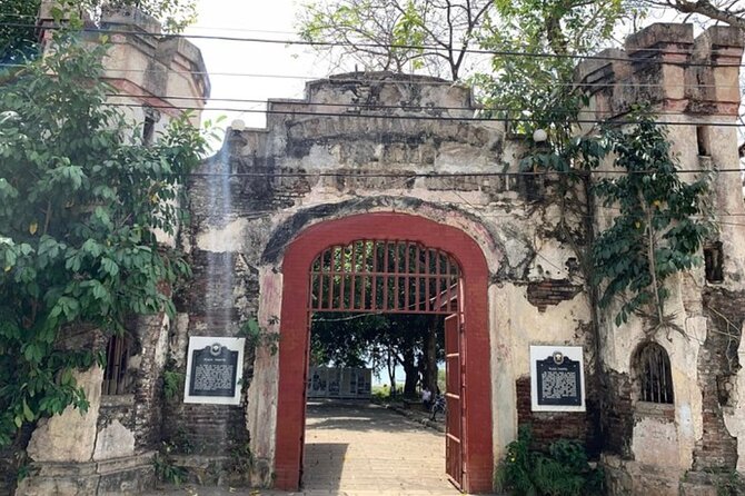 Puerto Princesa Palawan Historical Tour - Baywalk Park and the City Reset: From Slum Area to Sea-Front Promenade