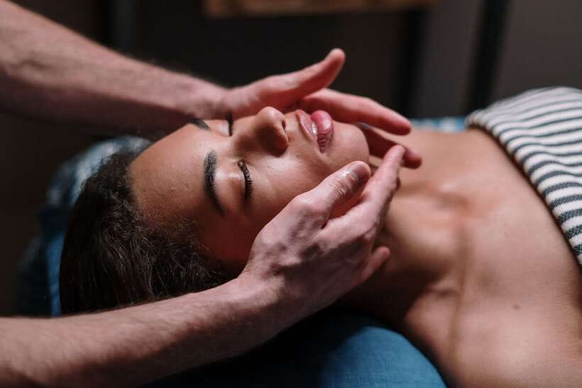 Puerto Princesa: Relaxing Massage with optional transfers - The spa visit flow: massage first, then dry sauna and downtime