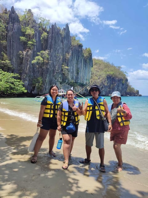 Puerto Princesa: Underground River Tour - Entering the cave: helmets, audio guide, and a 45-minute story