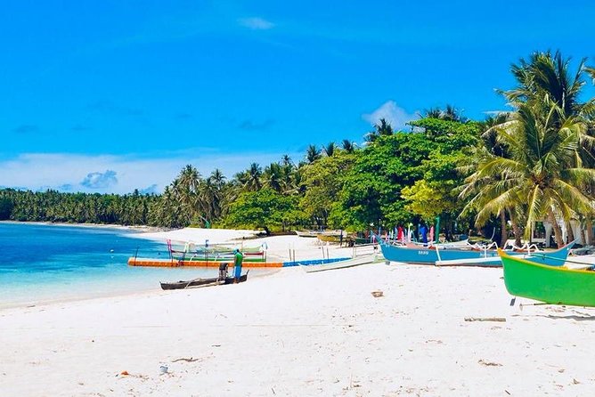 Siargao Island Hopping - The 7:00 am Pickup, Boats, and How the Day Likely Flows