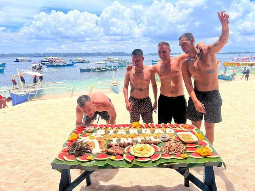 SIARGAO: PRIVATE ISLAND HOPPING GUYAM, DAKU AND NAKED ISLAND - What’s included, and what you should plan for on your own
