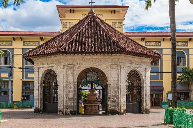 Small Group Cebu City And Uphill Mountain Tour - Why Cebu’s hill-and-city mix feels like a highlight reel